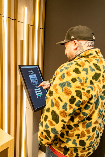 Ordering Weed Inside Canna Bar Dispensary